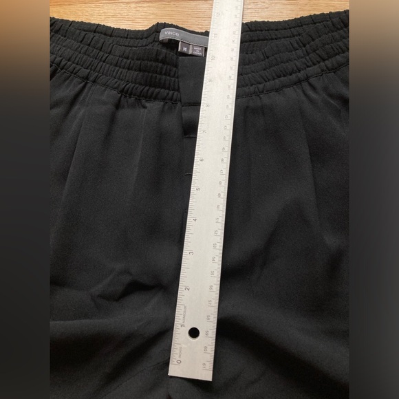 🖤 Vince 100% silk joggers in black - Picture 9 of 14